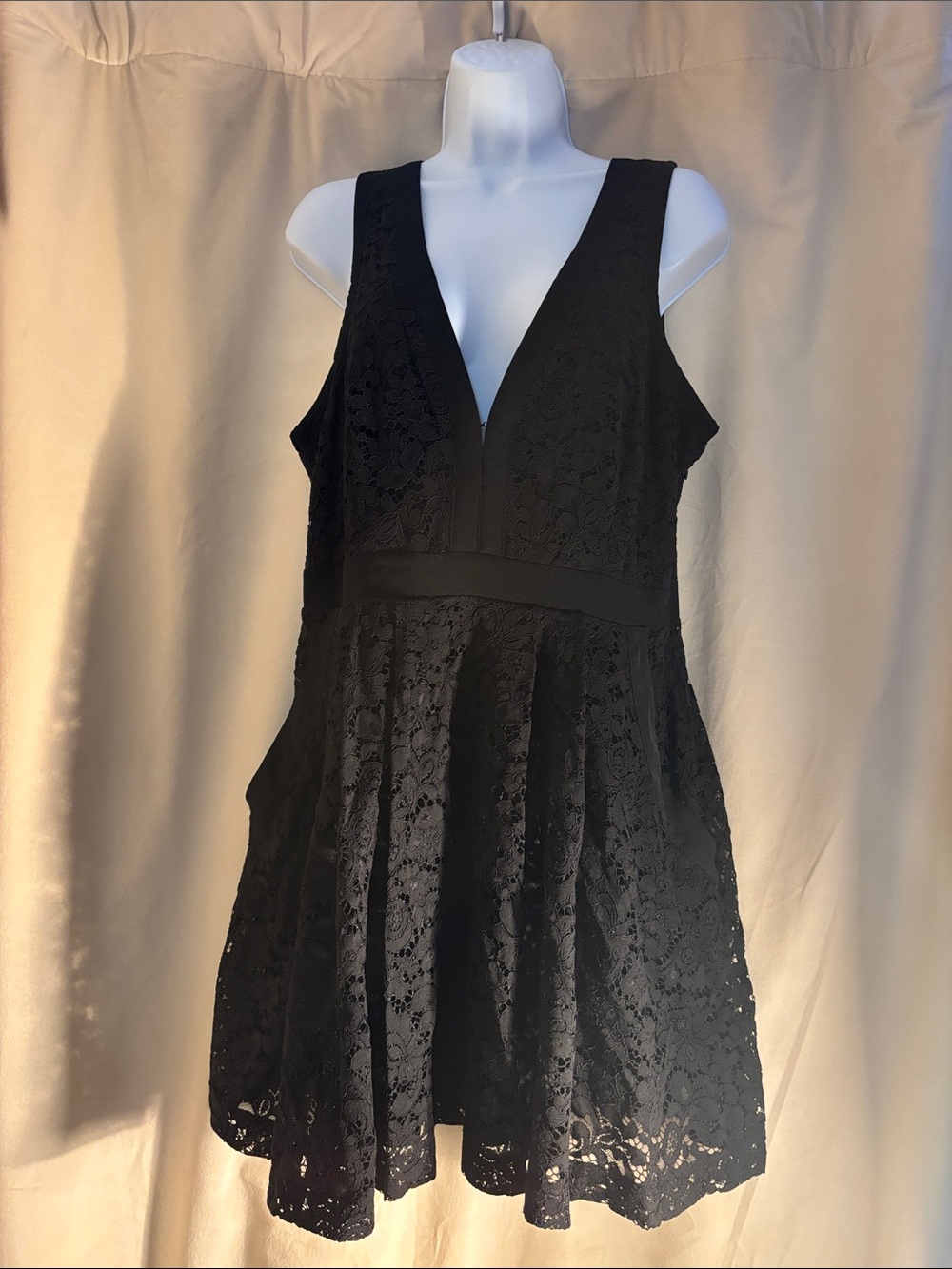 Free People Lovely in Lace Black Lace V-Neck A-Line Dress
